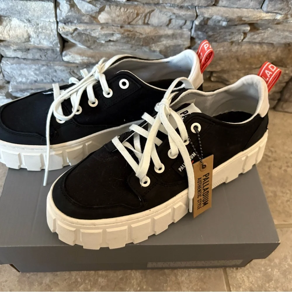 Palladium Monochrome Lace-Up Sneakers - Picture 3 of 5